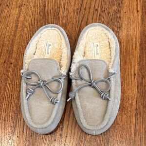 🩶 Madewell Suede Moccasin Scuff Slippers - Women’s 6